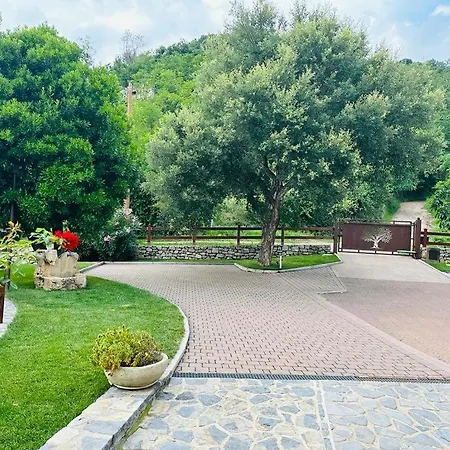 Le Lanterne Bed and Breakfast