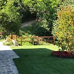 Le Lanterne Alojamento de Acomodação e Pequeno-almoço Villa dʼAlmè